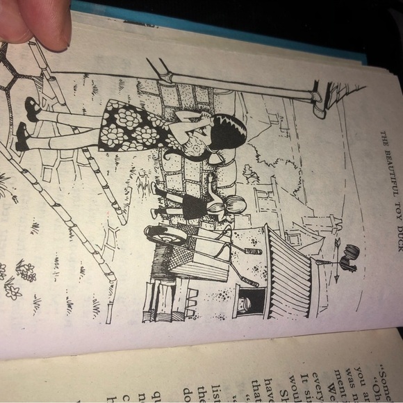 Enid Blyton’s The Dig with the Long Tail and Other Stories. 1975 collectible - Picture 5 of 9